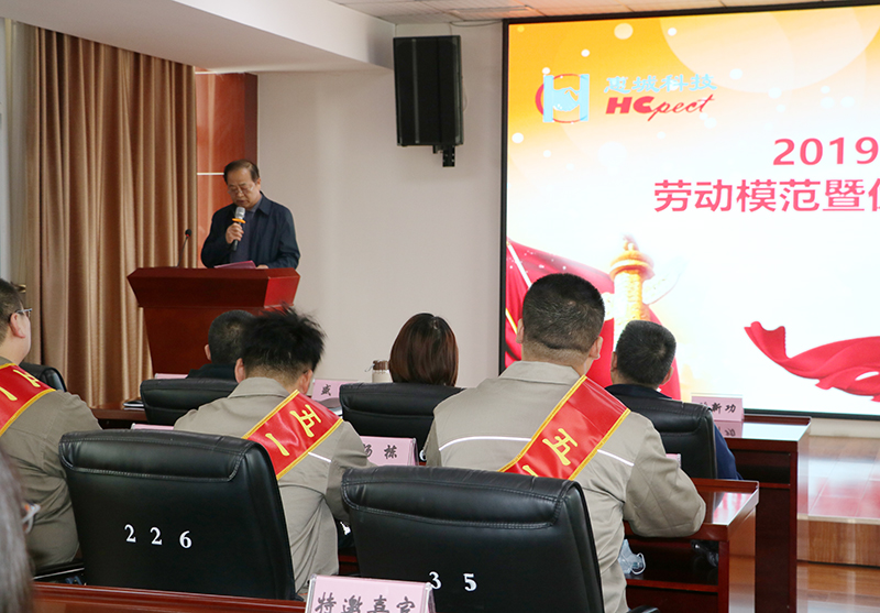1619776378175763